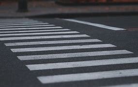 Zebra Cross Adalah Area Menyeberang Berbentuk